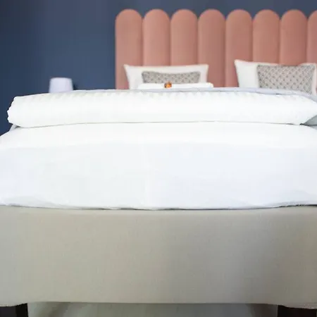 Alton Aleje 3 * Warszawa